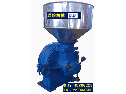 30型磨片式粉碎機(jī)、磨粉機(jī)磨粉機(jī)，磨片式，產(chǎn)量達(dá)1000公斤時(shí),粗細(xì)可調(diào)